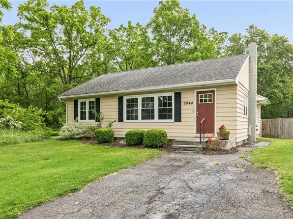 6944 Owasco Rd, Auburn, NY 13021