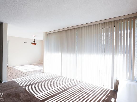 4th image of 500 S Inglewood Ave APT 1
