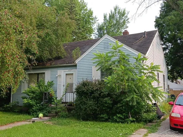 1827 Newberry St, Saginaw, MI 48602