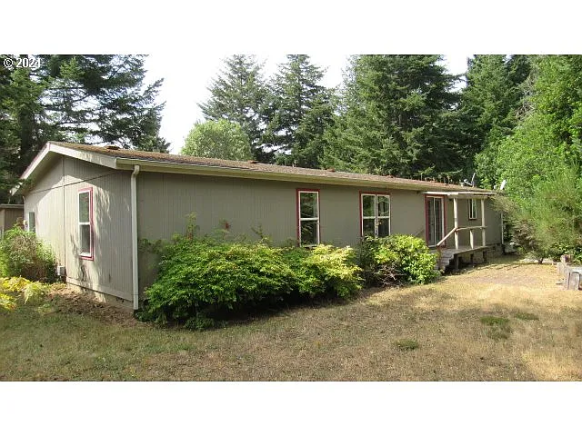 52057 Sturtevant Ln photo 1
