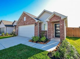 7402 Sunlit Harbor Dr, Cypress, TX 77433