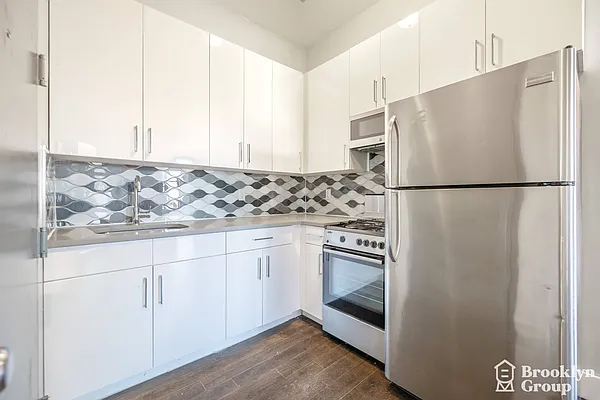 Rented by Brooklyn Group | media 2