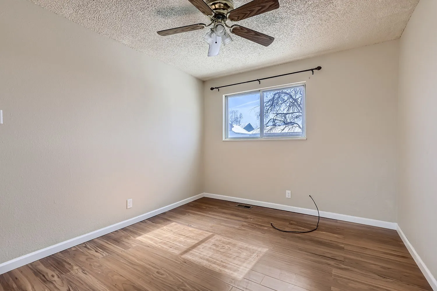 1 bed, 250 sqft, $850 — Photo 1