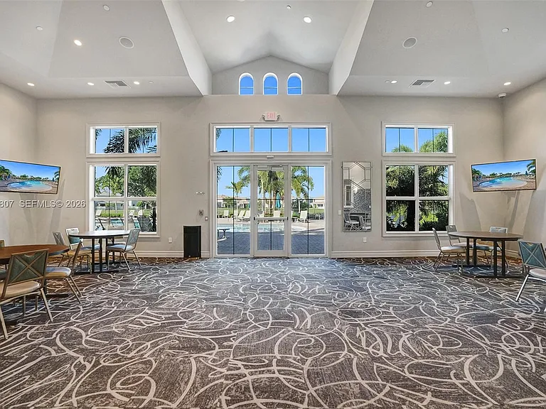 4764 Eucalyptus Dr — Photo 61
