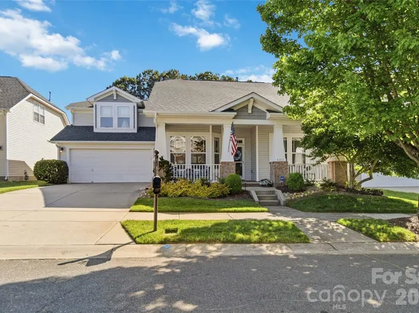 8213 Cottsbrooke Dr, Huntersville, NC 28078
