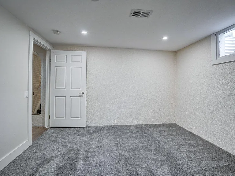 4688 Capitol View Rd #4688 — Photo 28