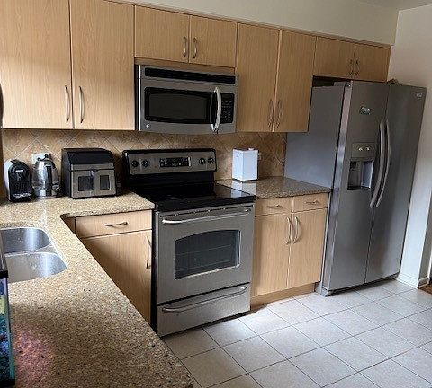 2nd image of 9445 Bay Colony Dr #6