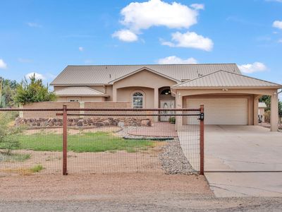 2 Dos Locos Loop, Los Lunas, NM, 87031