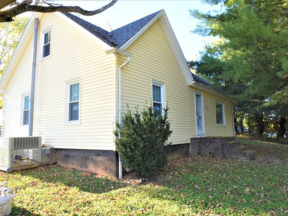 2nd image of 425 Old Hodgenville Rd