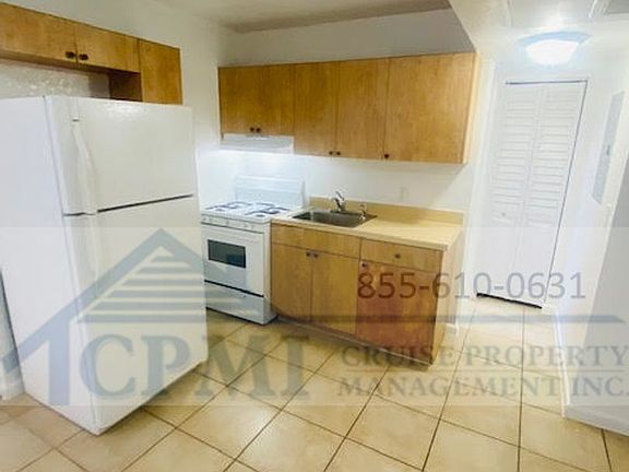 3rd image of 714 Latona Ave APT 2