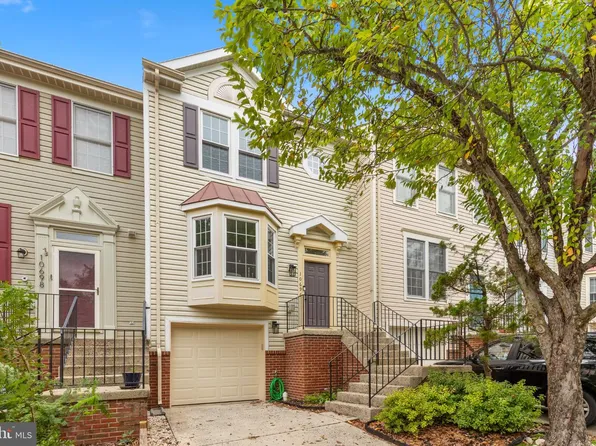 10696 Winfield Loop, Manassas, VA 20109