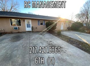206 E 6th St APT 6, Georgetown, IL 61846
