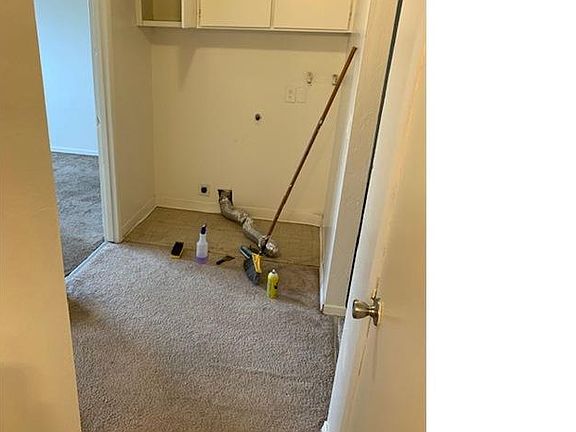 4th image of 807 NE 86th St #0