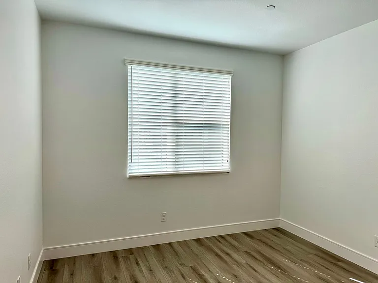 1628 Tecado Dr — Photo 2