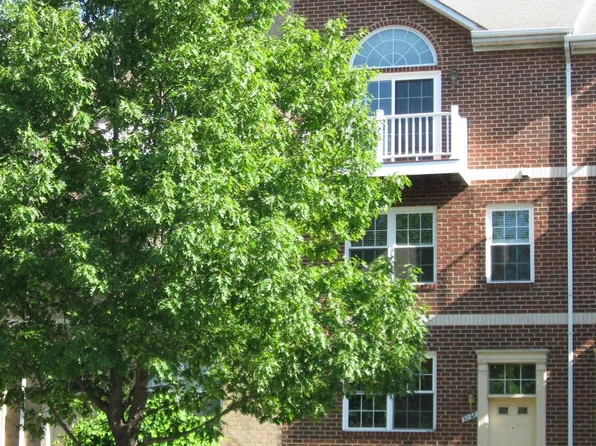 3068 S Glebe Rd, Arlington, VA 22206