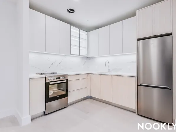 218 Front Street image 2 of 46