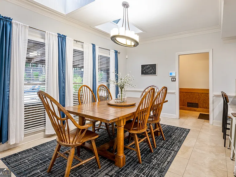29 Dean Rd SE — Photo 2