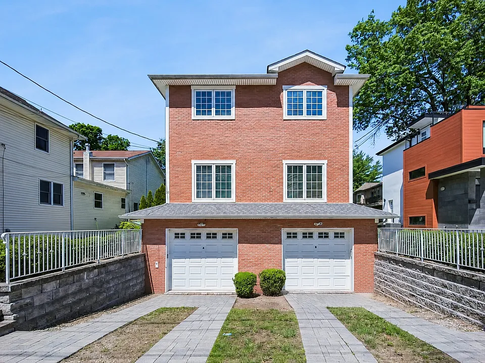 39 Grove St #B