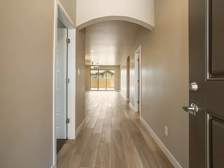 7701 Majesty Ct NW — Photo 2