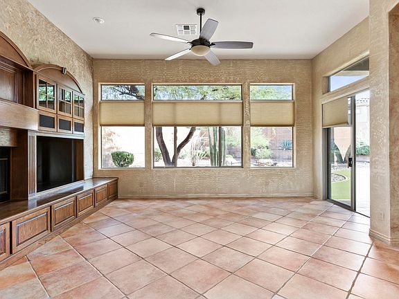 4th image of 42513 N Crosswater Way
