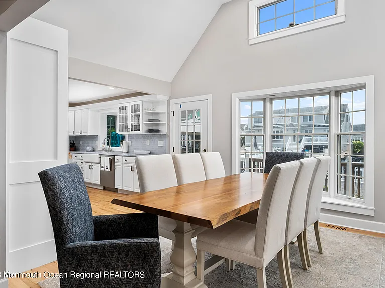 212 Helm Rd — Photo 20