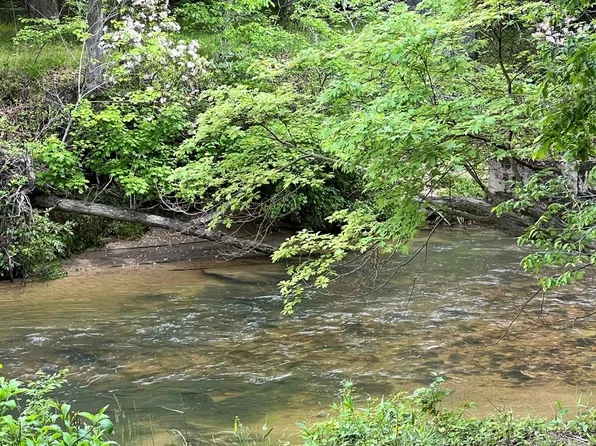 52 Madeline Way, Blairsville, GA 30512