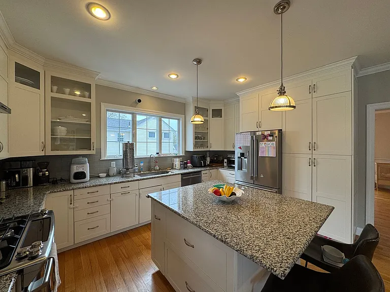 43 Canterbury Rd — Photo 8