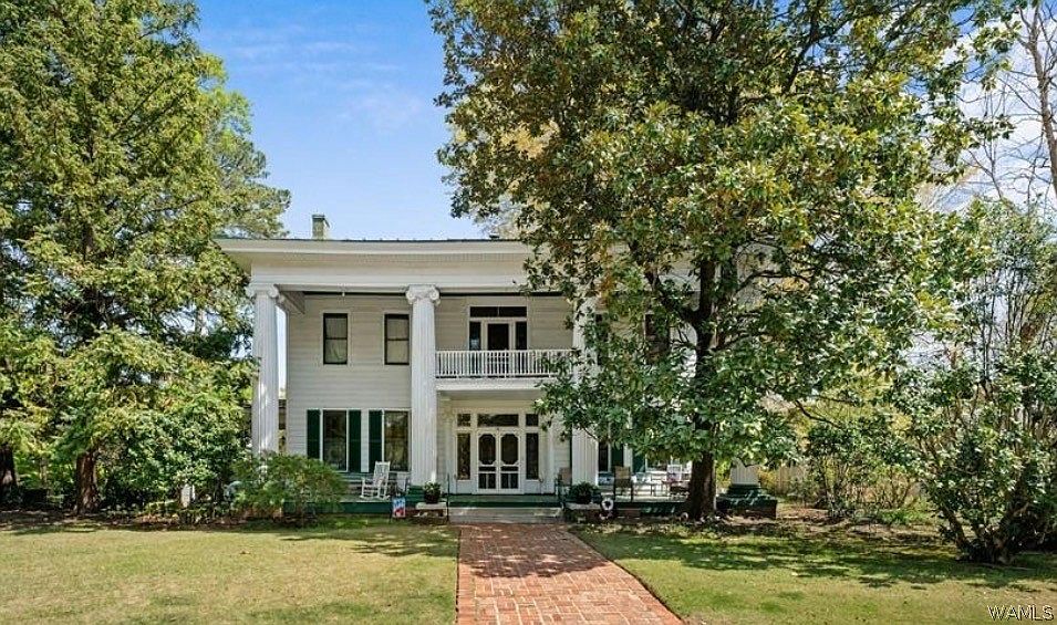 1st image of 14 Monnish Dr
