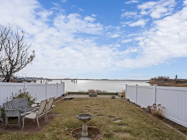 169 Coleridge St, East Boston, MA 02128