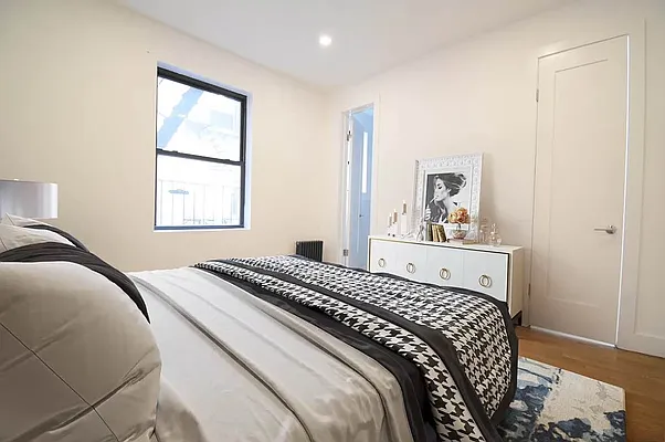 Rented by MOTION New York | media 11