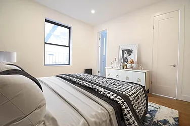 Rented by MOTION New York