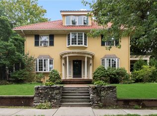 150 Slater Ave, Providence, RI 02906