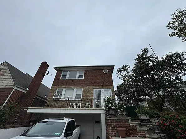 150-47 Grand Central Parkway image 18 of 18