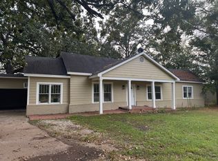 2047 Bankhead St, Myrtle, MS 38650