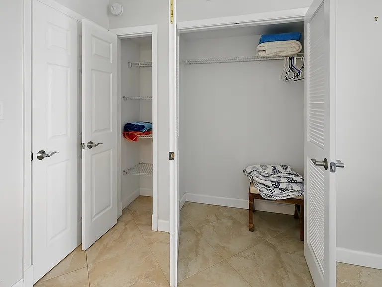 3554 Ocean Drive 703S #504N — Photo 18