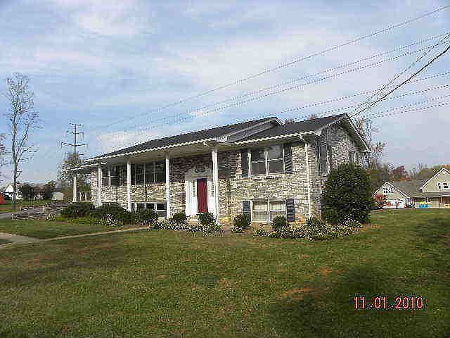 1st image of 116 Sunny Slopes Dr