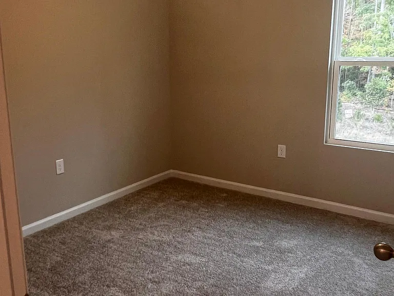744 Firebrick Dr — Photo 8