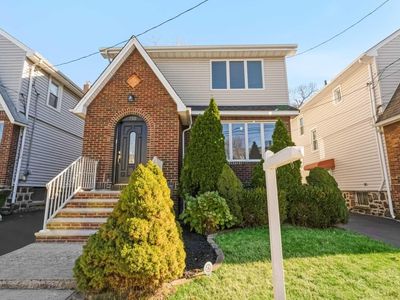 750 Jefferson Ave, Cliffside Park, NJ, 07010