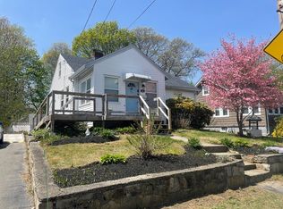 20 Roosevelt Rd, Weymouth, MA 02188