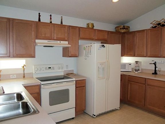 4th image of 127 Southampton Dr