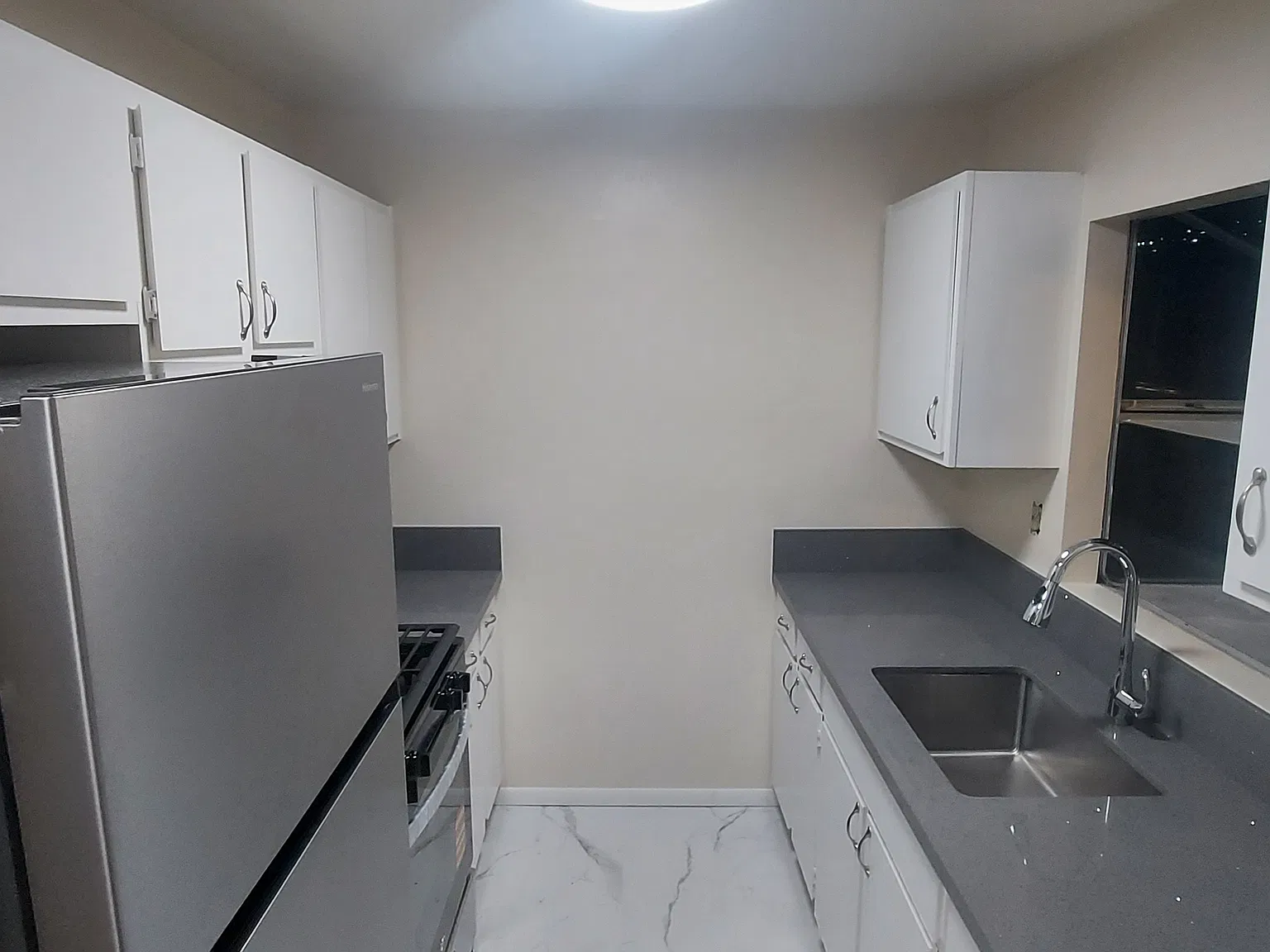 Studio, 460 sqft, $1,650 — Photo 2