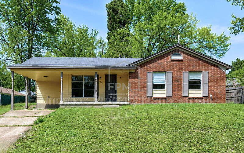 1st image of 2224 Willow Wood Ave