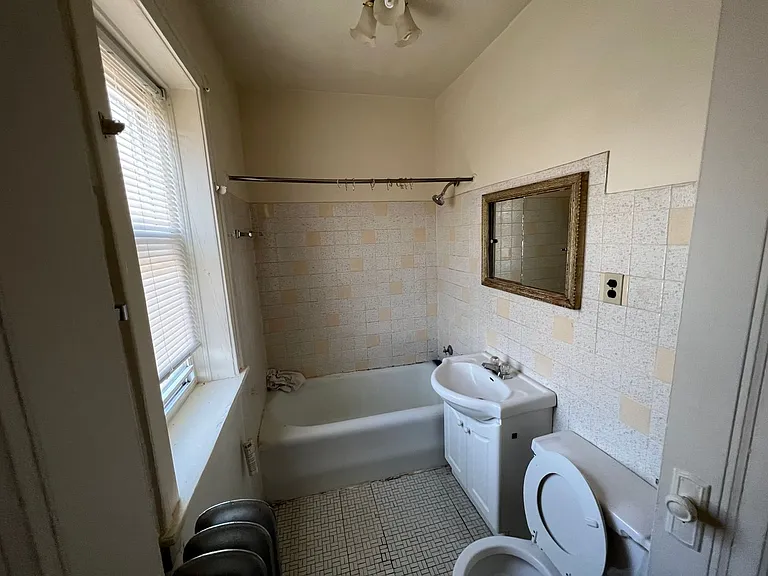 4666 N Spaulding Ave #3F — Photo 18