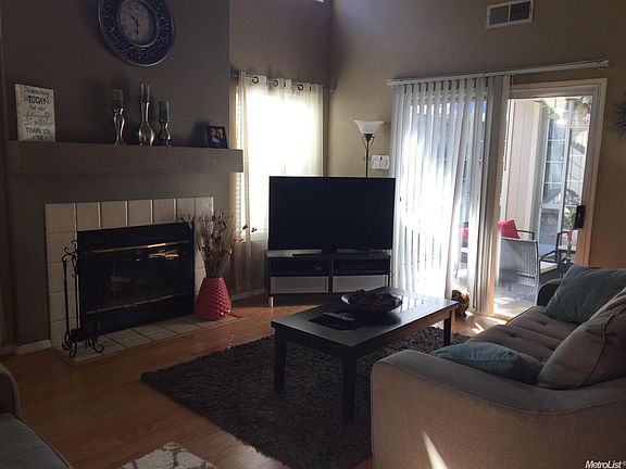2nd image of 1432 Towse Dr