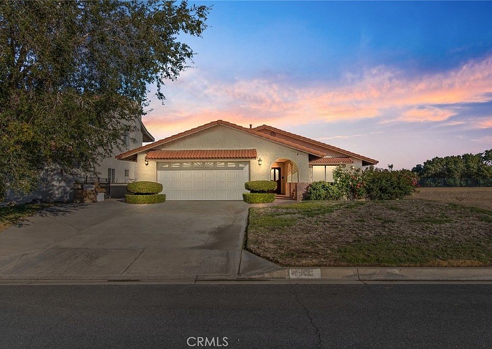 1st image of 14087 Driftwood Dr