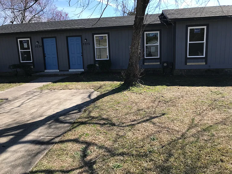 5768 Aftonshire Dr — Photo 2