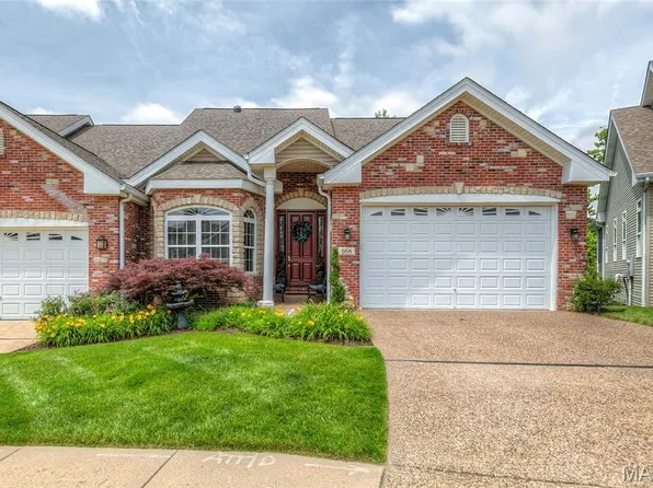 168 Woodland Place Ct, Saint Charles, MO 63303
