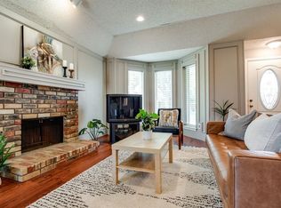 2813 Stoneridge Dr, Garland, TX