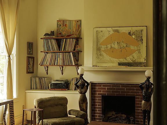 12th image of 1703 Greenwood Ave
