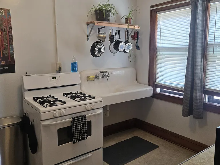 486 Hamline Ave S #2 — Photo 9